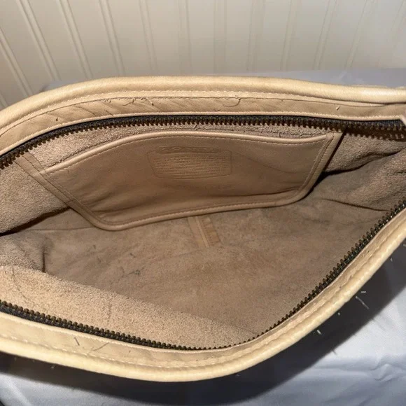 Vintage Coach Swinger Crossbody Shoulder Bag Purse Khaki Tan Camel Pre '94 USA